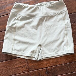 HALARA Women's Cream Bike Shorts